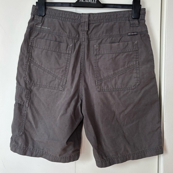 🎉4/30$🎉 Columbia Utility Shorts - Size 30 - Picture 3 of 4